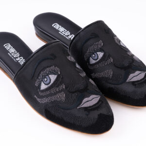 Paucartambo Slippers Black